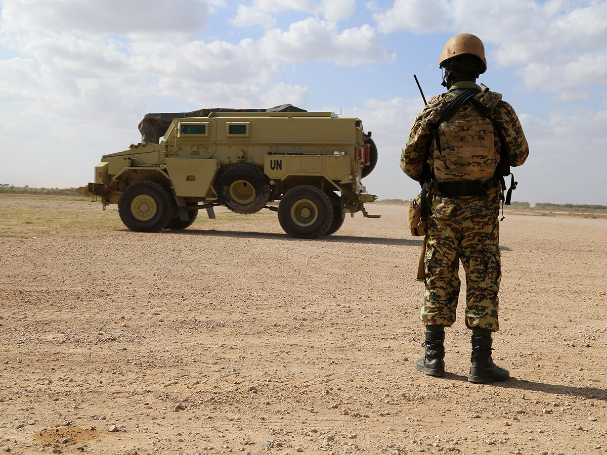 An AMISOM soldier undergoes IEDD training as part of IED threat mitigation support offered by UNMAS in Somalia. Photo: UNMAS Somalia